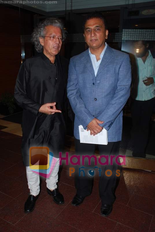Anil Dharker, Sunil Gavasker at the launch of Anil Dharker's book in Mumbai on 14th April 2009 ~0