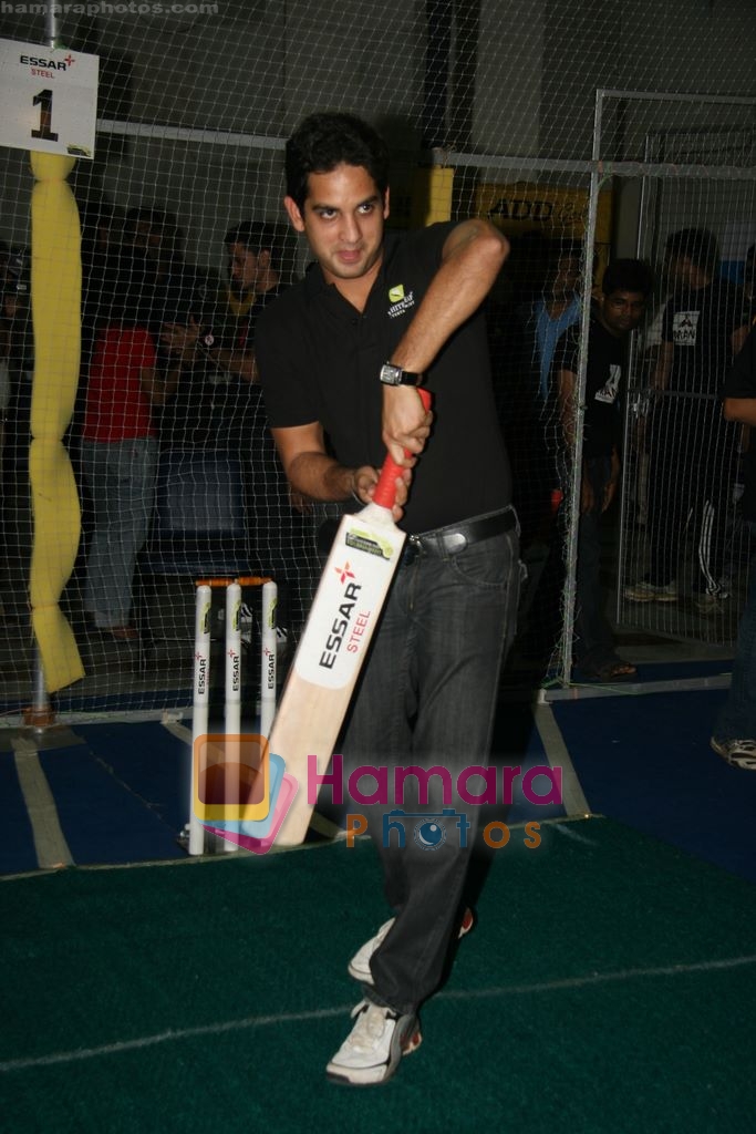 Vikas Kalantri at film 99's cricket match in WTC, Mumbai on 19th April 2009