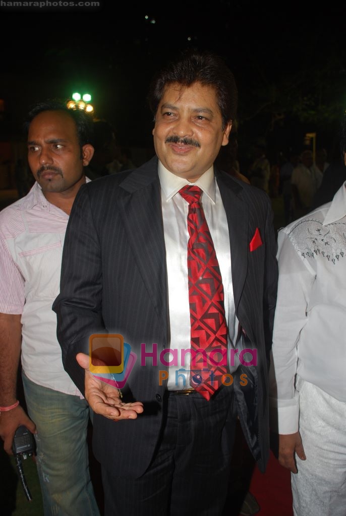 Udit Narayan at the felicitation Ceremony in Country Club, Andheri on 5th May 2009 