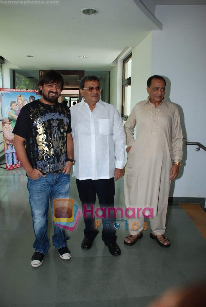 Subhash Ghai, Sajid at Paying Guest film music launch in Whistling Woods, Dadasaheb Phalke Chitranagri Film City on 7th May 2009 