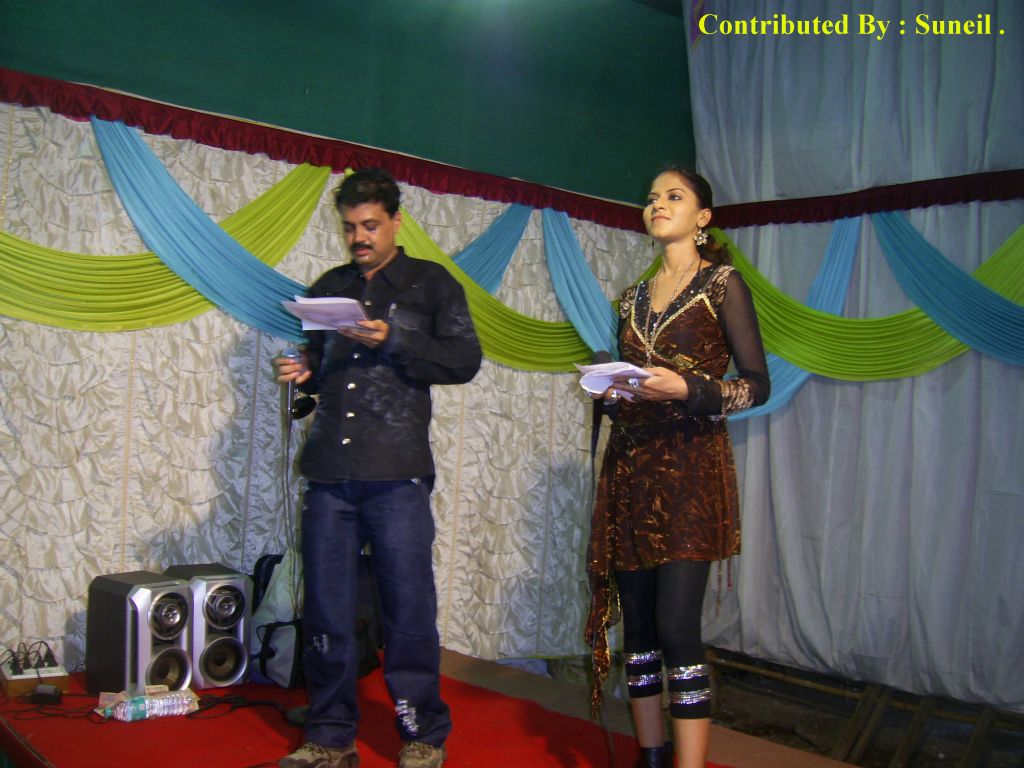 Aateeq, Pallavi Dabholkar at the melodius musical evening in the loving memory of Immortal Rafi Saab on 28th April 2009