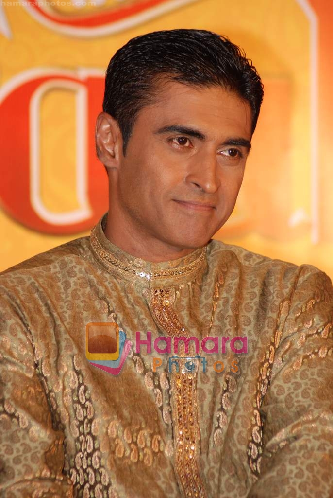 Mohnish Behl at the launch of Vivaah TV serial on Star Plus in Taj Land's End on 8th May 2009 