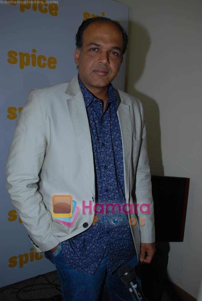 Ashutosh Gowariker at Spice Entertainment launch in Weliingdon Club on 9th May 2009 