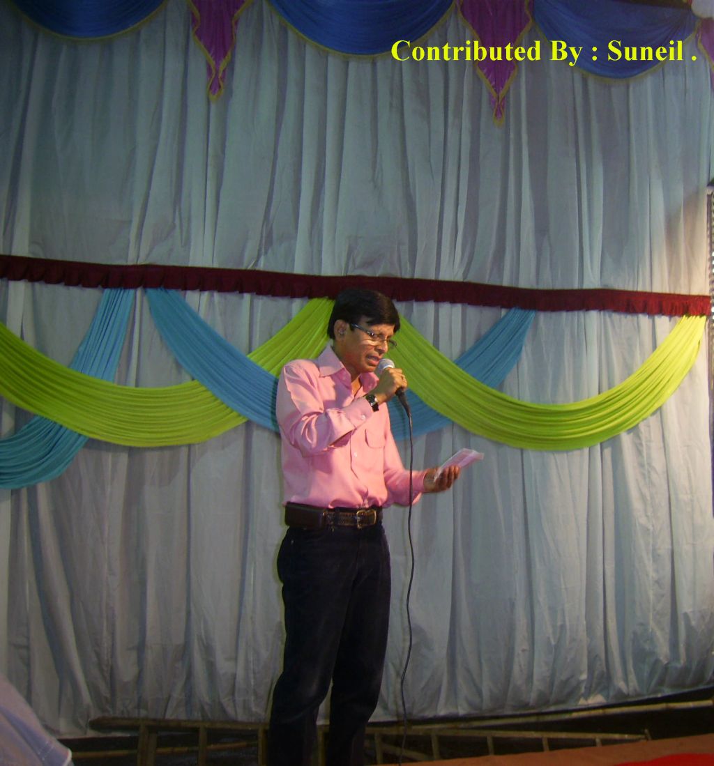 Kishore Makwana at the melodius musical evening in the loving memory of Immortal Rafi Saab on 28th April 2009 