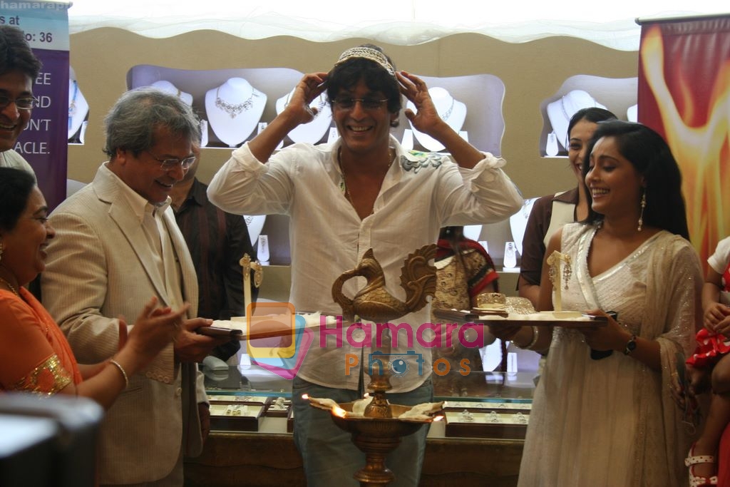 Chunky Pandey, Television Actress Ms. Snigdha with NanhiKalikids at Treasure Jewellery Launch in Mumbai on 9th May 2009-1