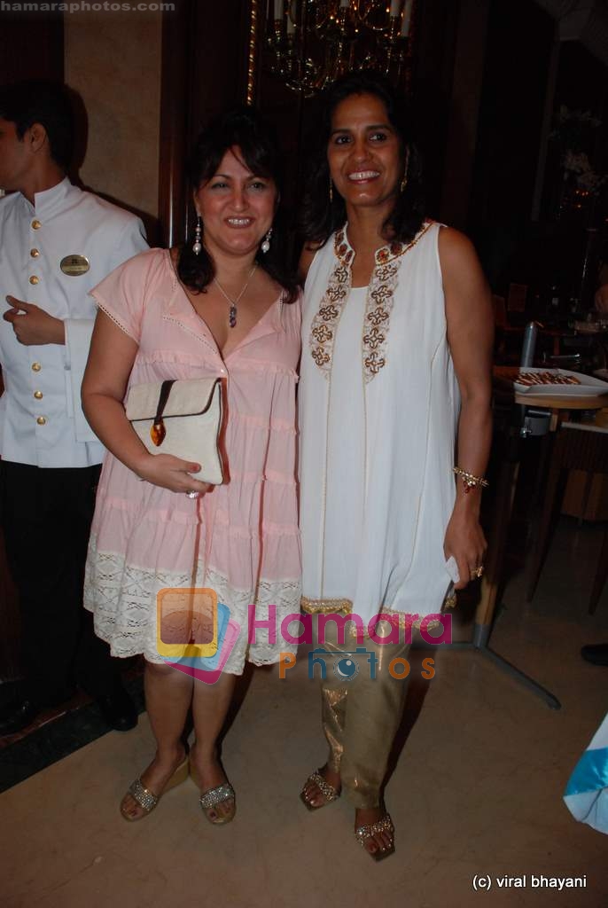 raell padamsee at Uppercrust Magazine dinner in ITC Grand Central on 10th May 2009 