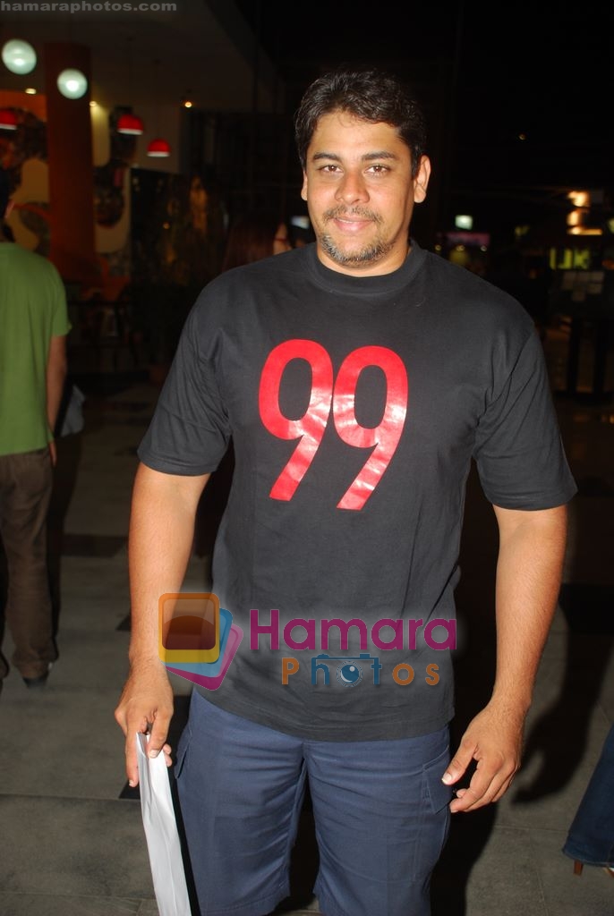 Cyrus Broacha at the premiere of movie 99 in Pheonix Mills, Mumbai on 14th May 2009 