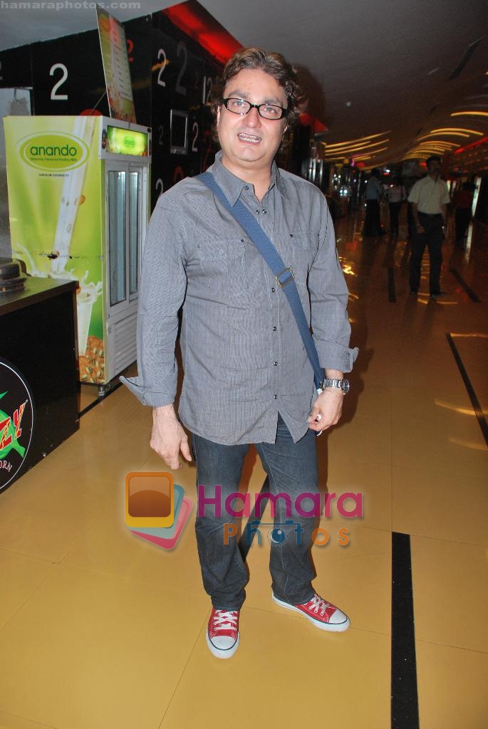 Vinay Pathak at Doomsday film premiere in Cinemax on 14th May 2009 