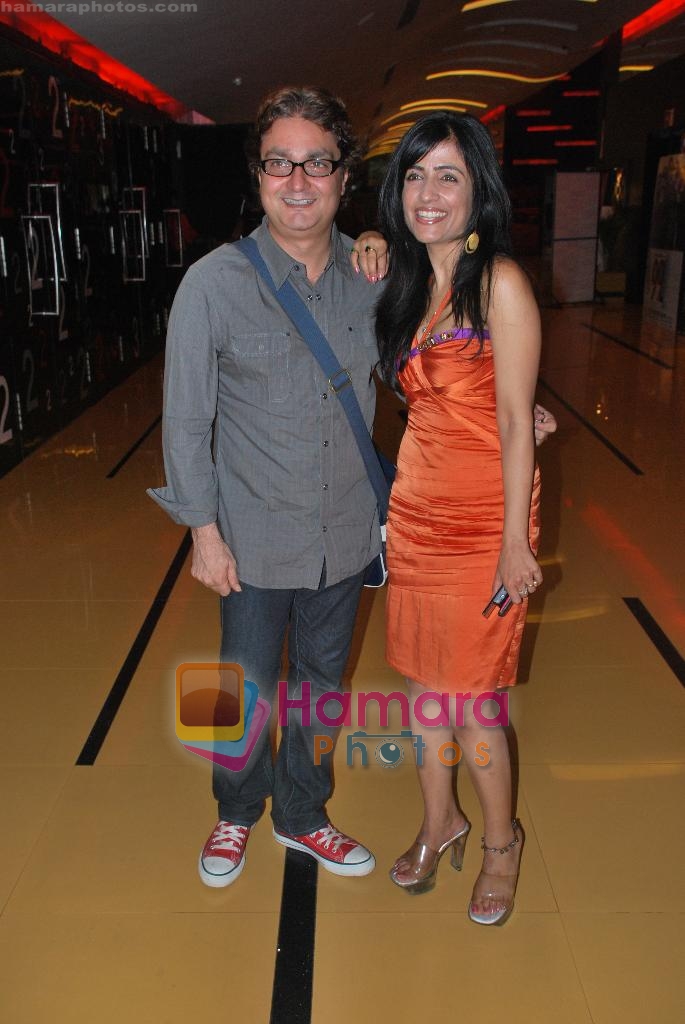 Vinay Pathak, Shibani Kashyap at Doomsday film premiere in Cinemax on 14th May 2009 