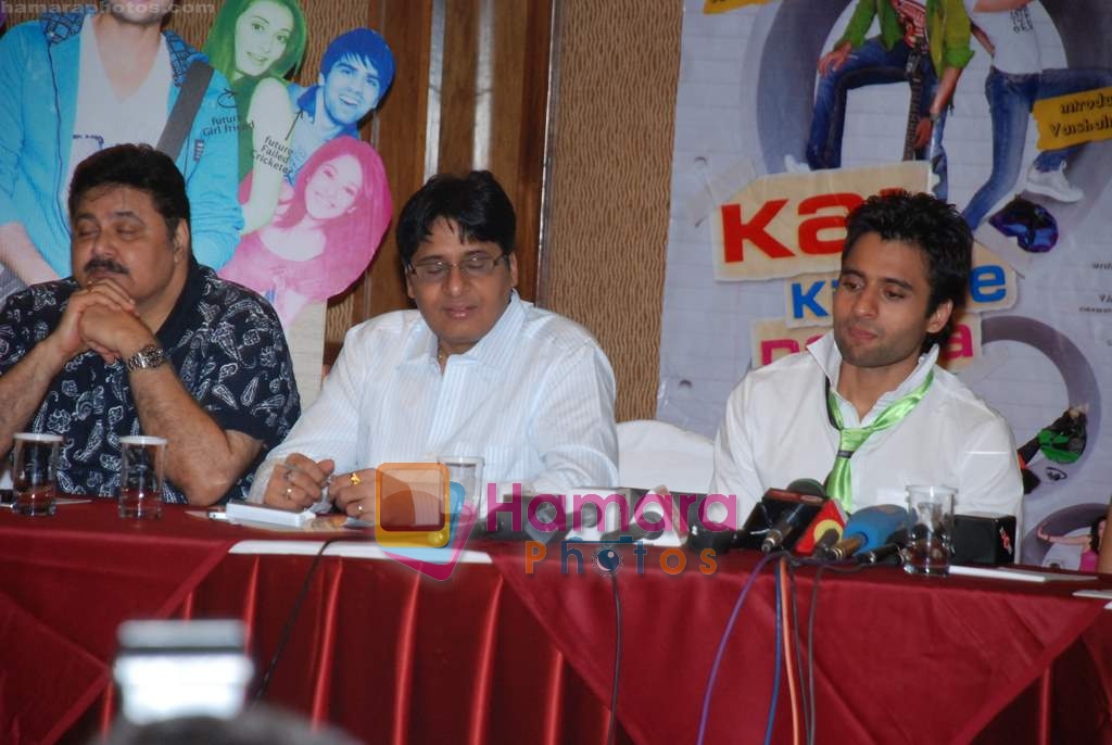 Satish Shah, Vashu and Jacky Bhagnani at Kal Kissne Dekha press meet on 21st May 2009 
