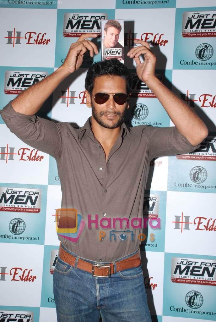 Milind Soman at the Launch of Elder's Just for Men in India in Marine Plaza on 26th May 2009 
