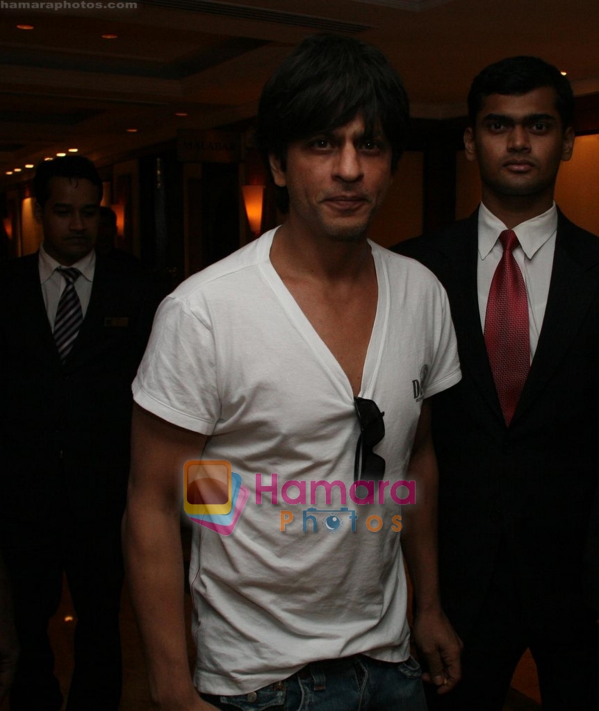 Shahrukh Khan at producers meet in Taj Land's End , Bandra on 27th May 2009 