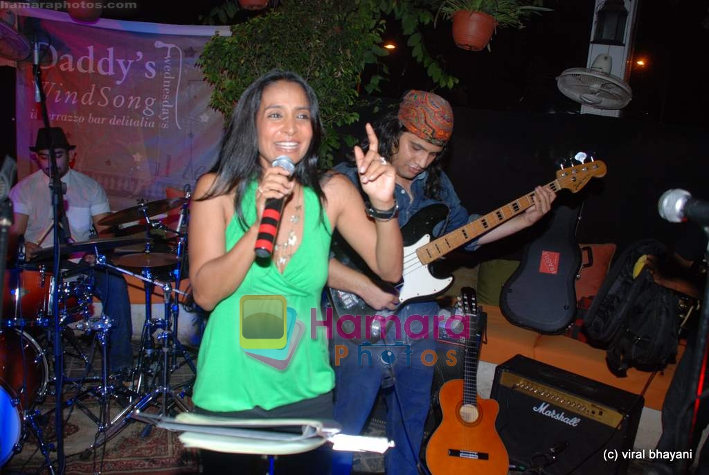 Suchitra Pillai at Suchitra Pillai's live show in  IL Terazzo on 27th May 2009 