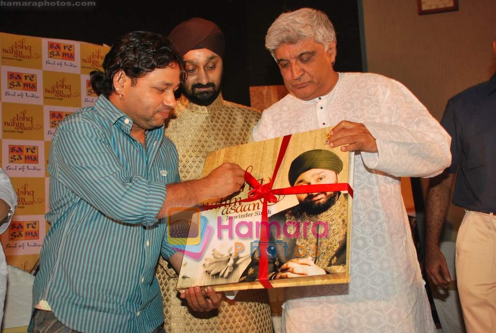 Javed Akhtar, Kailash Kher at the launch of Jaswinder Singh's album Ishq Nahin Asaan in Bhavans on 27th May 2009 