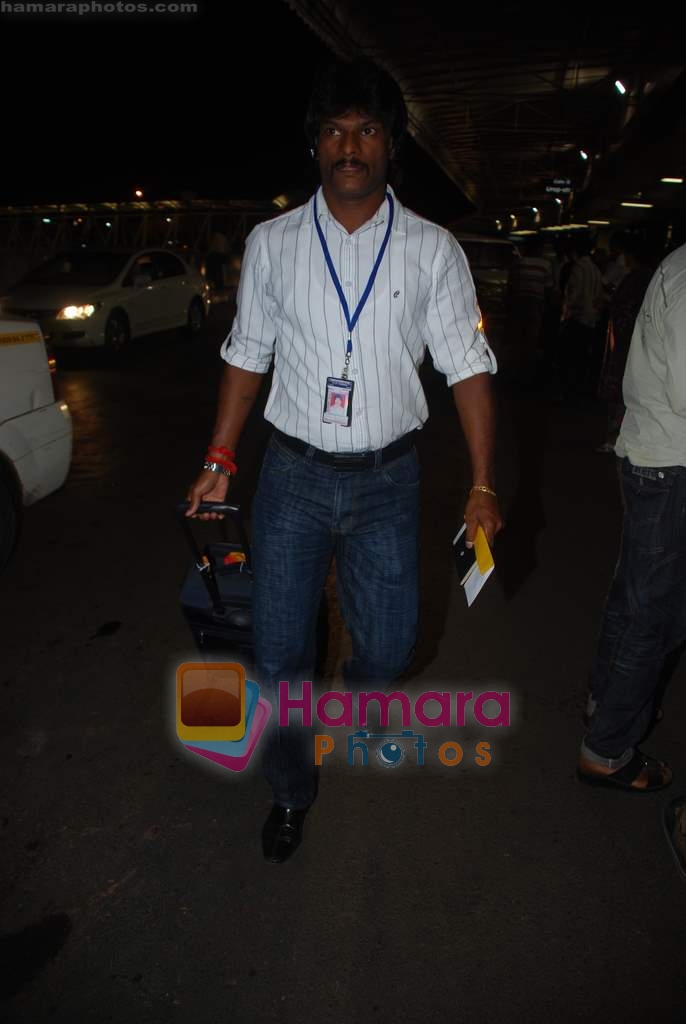 Dhanraj Pillai at IIFA Departure in Mumbai Airport on 11th June 2009 