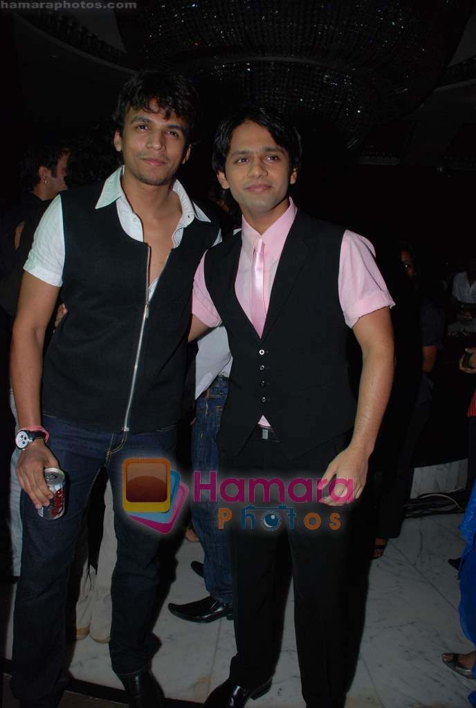 Abhijeet Sawant, Rahul Vaidya at the launch of DJ Praveen Nair's album in Enigma on 18th June 2009 