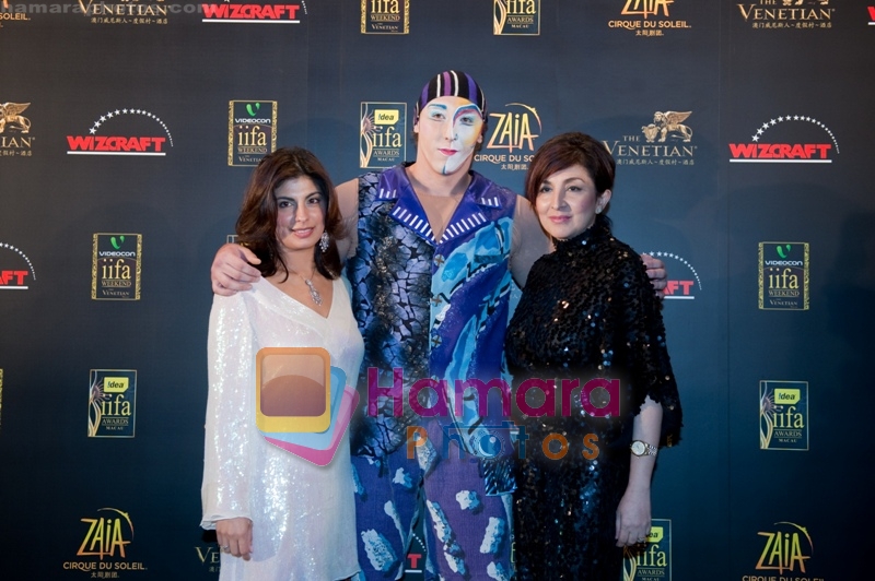 Reyna Harilela & Shirley Hiranand at ZAIA (Cirque du Soleil) Welcomes IIFA