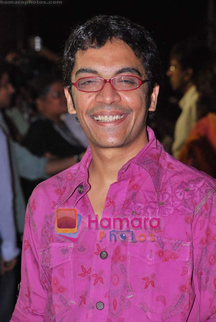 Vrijesh Hirjee at the Paying Guests film premiere in Cinemax on 19th June 2009 