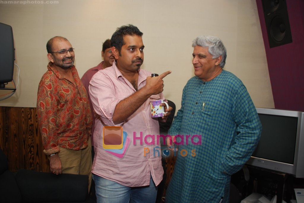Shankar Mahadevan, Javed Akhtar Record for Mirch in Purple Haza, Bandra, Mumbai on 30th June 2009 