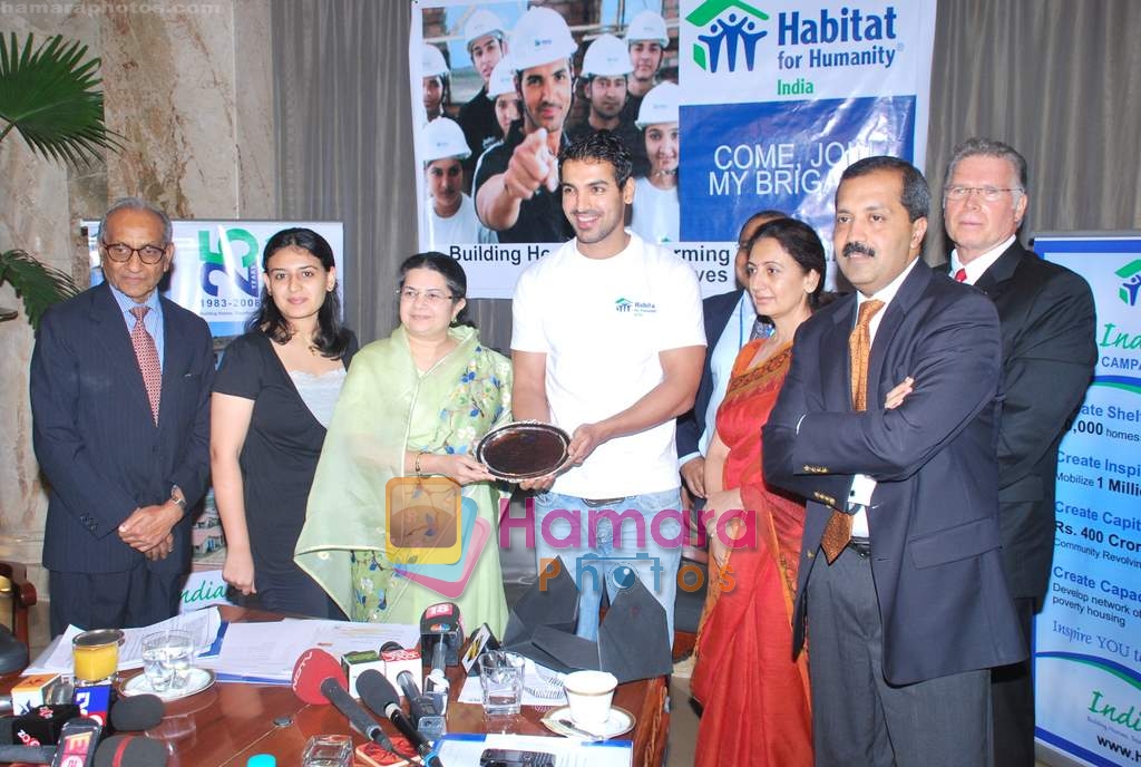 John Abraham with Rajshri Birla at Habitat shelter event in Mahalaxmi on 2nd July 2009 
