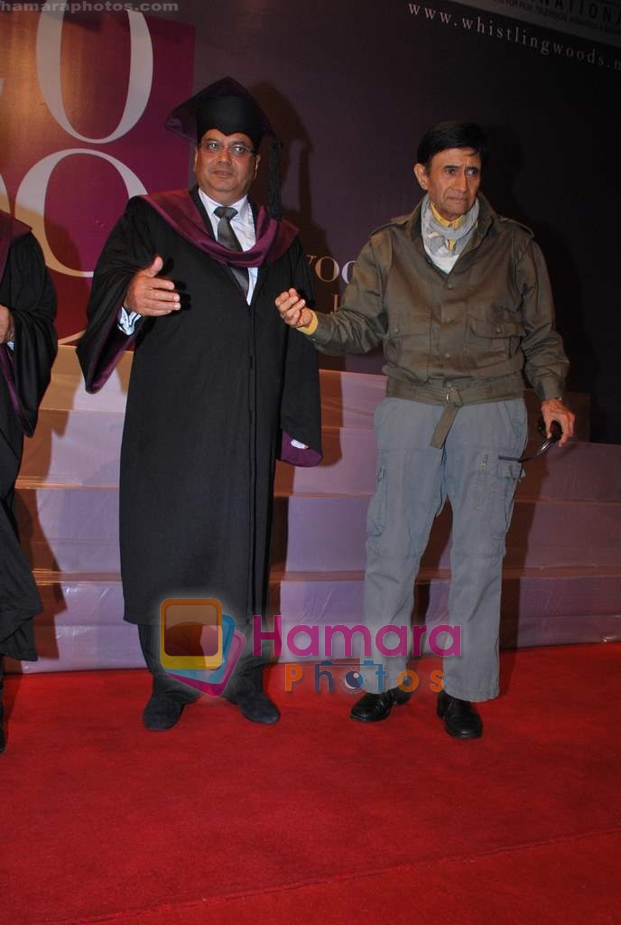 Dev Anand honoured by Whistling Woods in Indira Gandhi Institute on 18th July 2009  