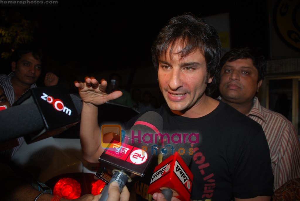 Saif Ali Khan at special screening of Love Aaj Kal for Sikh Community in Preview Theatre, Bandra, Mumbai on 21st July 2009 
