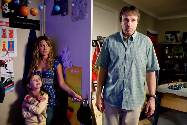 Kevin Nealon, Ashley Tisdale, Ashley Boettcher in still from the movie ALIENS IN THE ATTIC