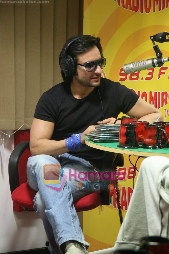 Saif Ali Khan promotes Love Aaj Kal on Radio Mirchi in Lower Parel, Mumbai on 28th July 2009 