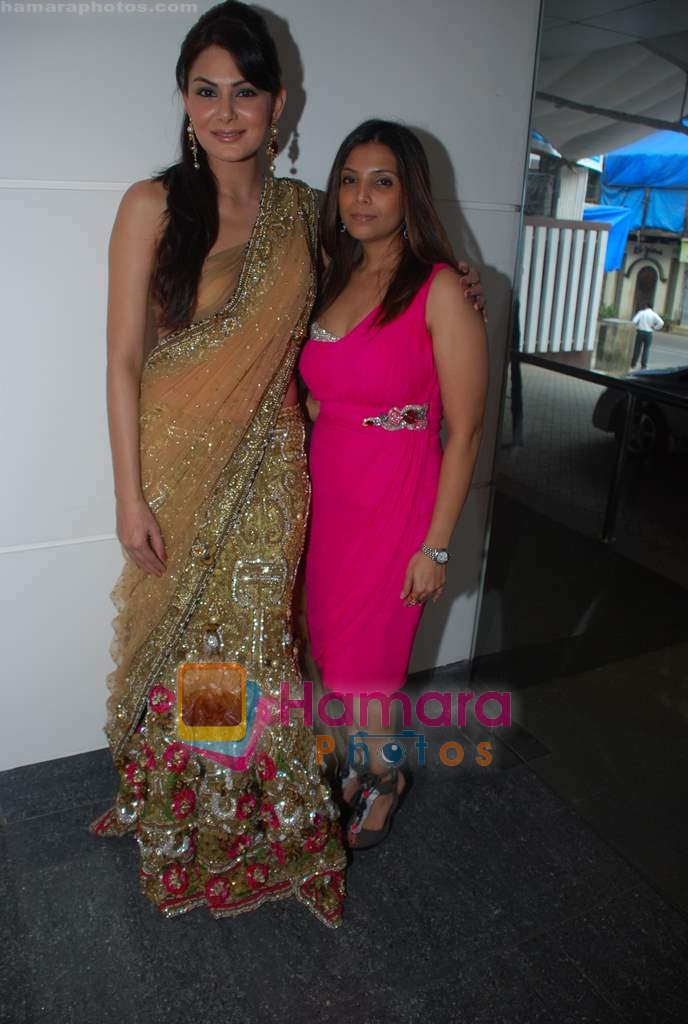 Aanchal Kumar at Bridal Asia preview in Cest La Vie on 6th Aug 2009 
