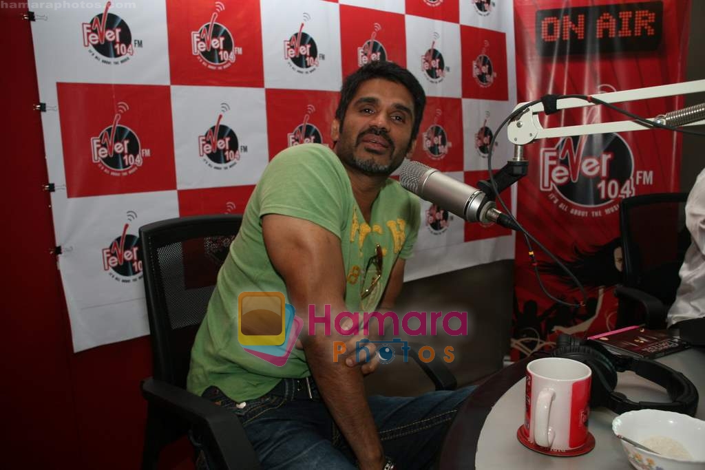 Sunil Shetty at Fever FM studios in Parel Mumbai on 10th Aug 2009 