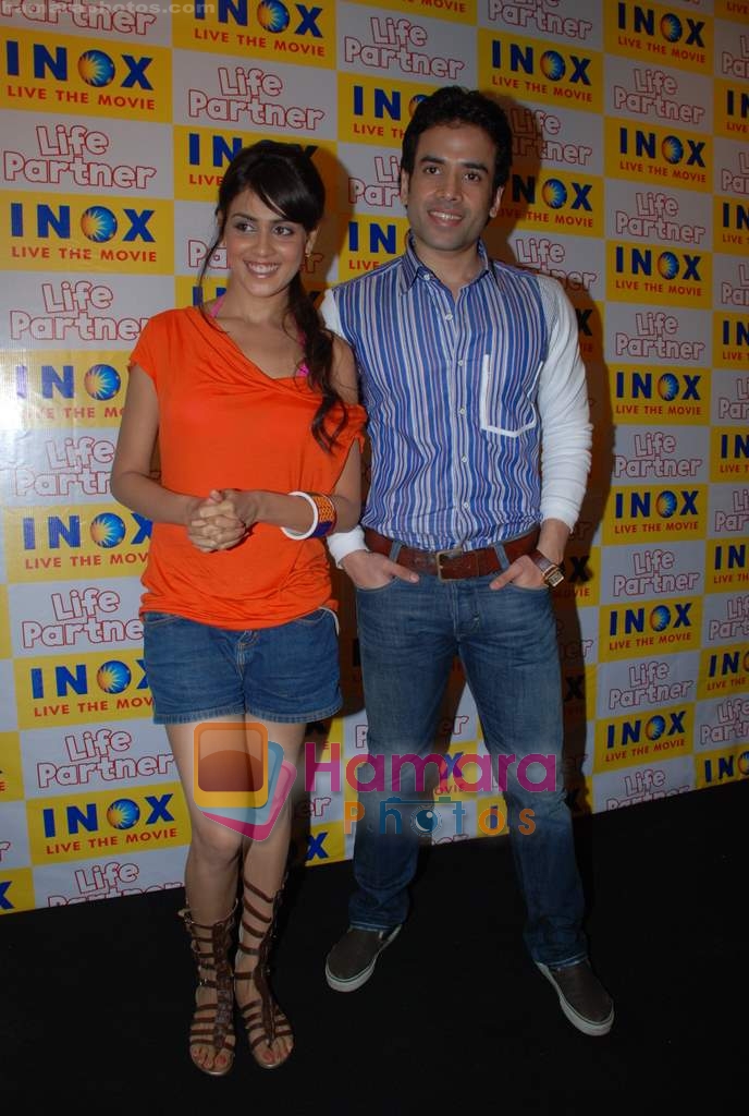 Genelia D Souza, Tusshar Kapoor promote Life Partner in INOX on 11th Aug 2009 