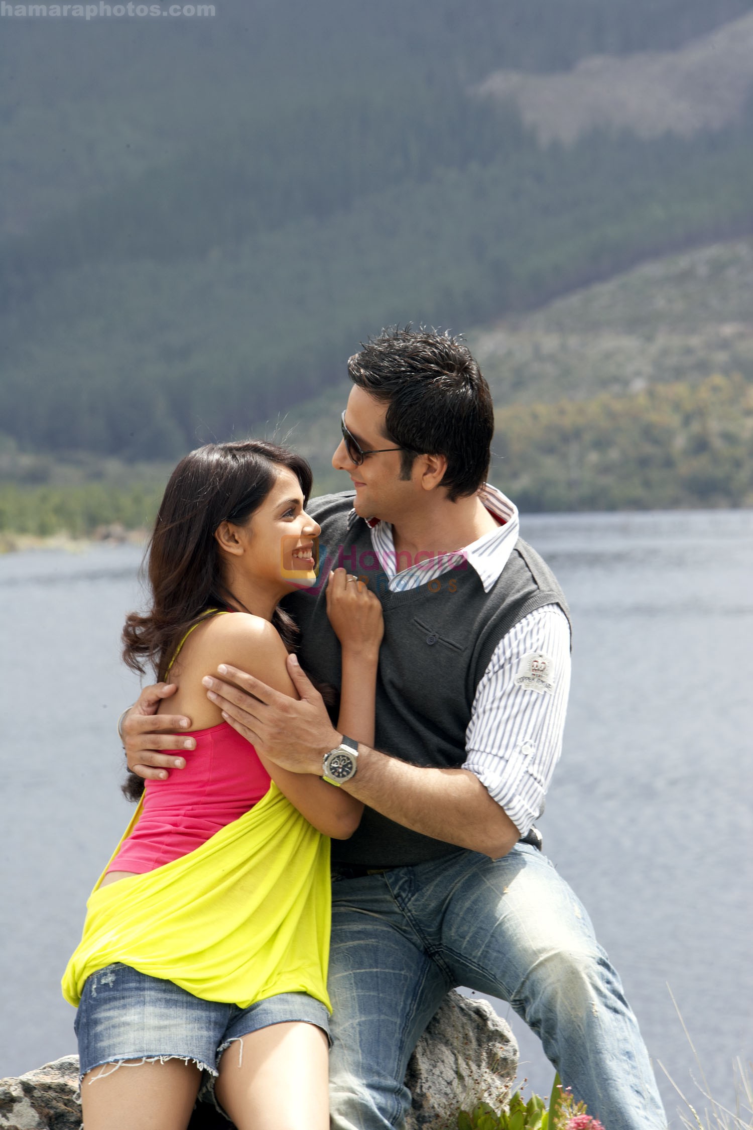 Fardeen Khan, Genelia D Souza in stills of movie LIFE PARTNER 