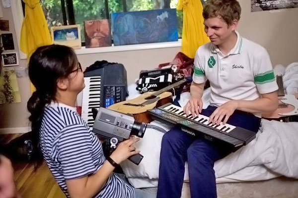 Michael Cera, Charlyne Yi in still from the movie Paper Heart 