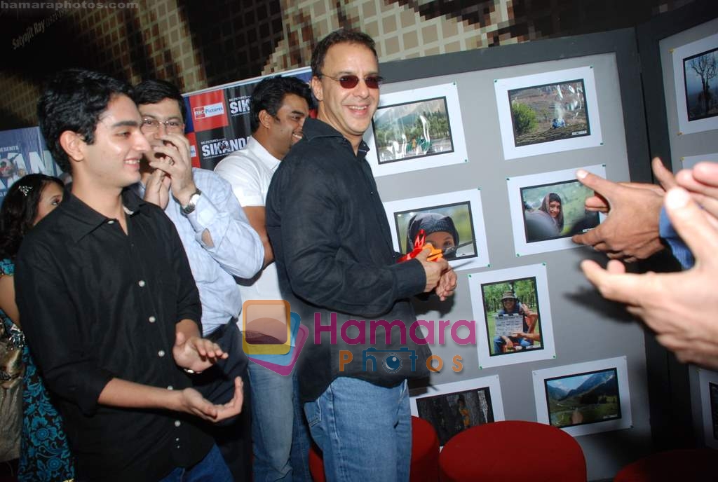 Parzun Dastur, Vidhu Vinod Chopra at Sikandar promotional event in PVR on 17th Aug 2009 