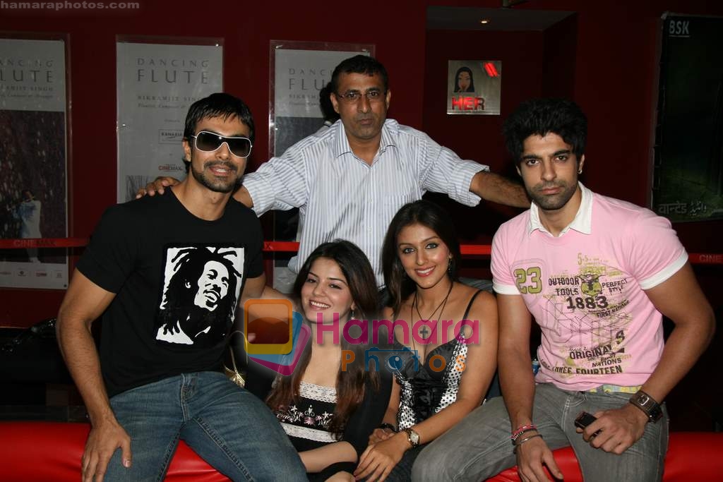 Aarti Chhabria, Ashmit Patel, Shruti Gera, Prashant Raj at Film Toss promotional event in Cinemax on 19th Aug 2009 ~0