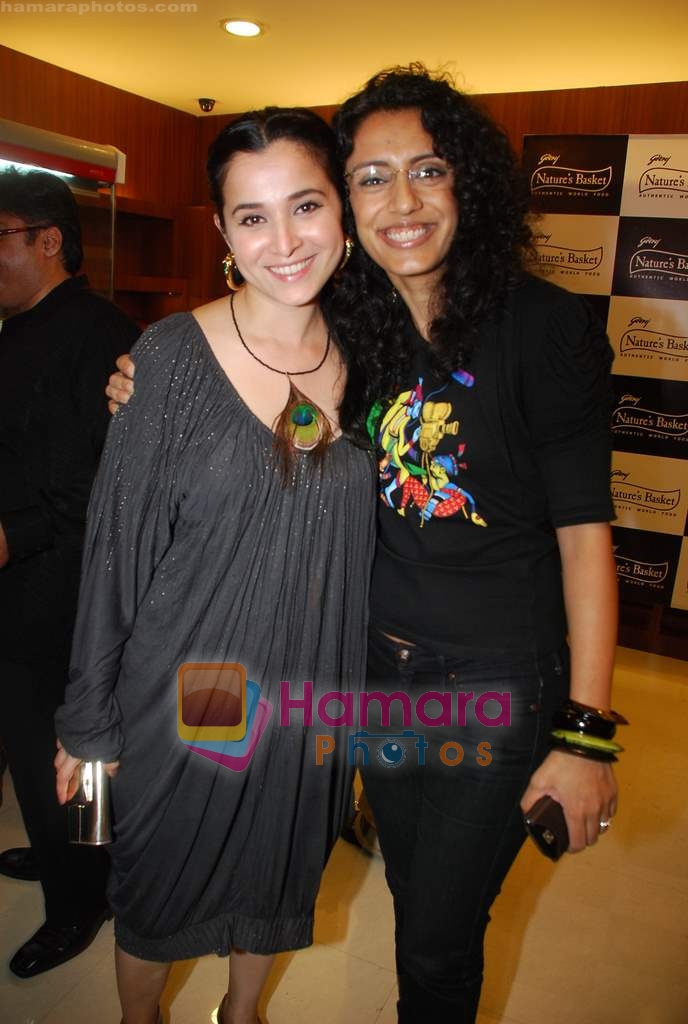 Simone Singh at Godrej's Nature Basket launch on 20th Aug 2009 