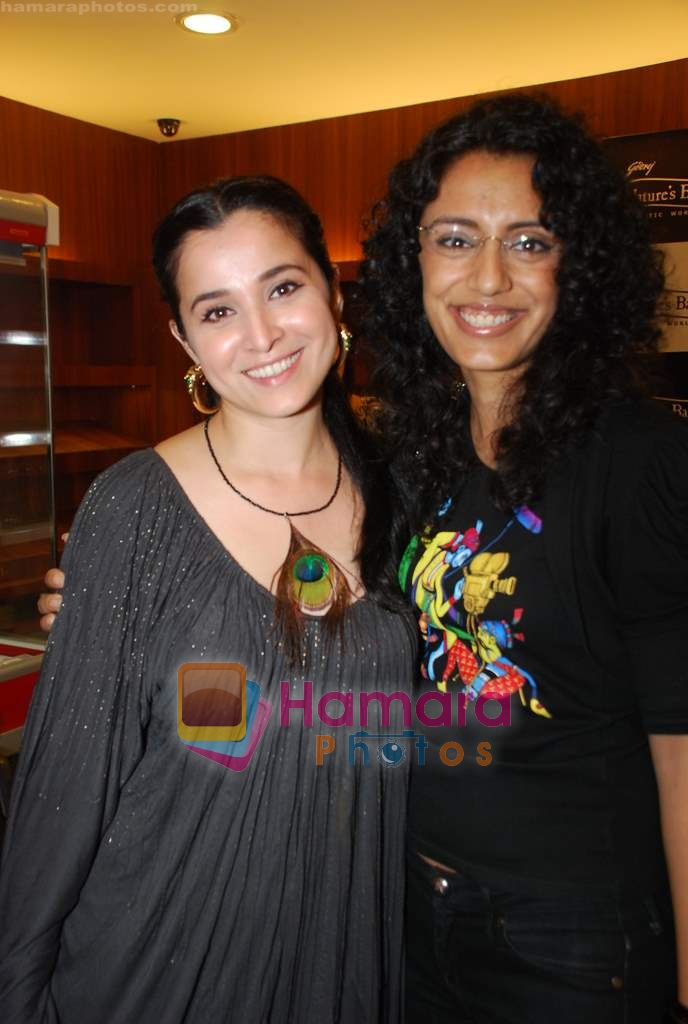 Simone Singh at Godrej's Nature Basket launch on 20th Aug 2009 