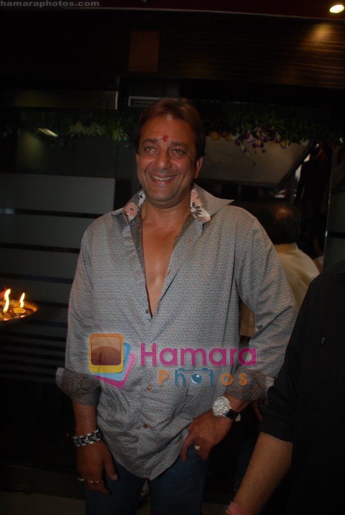 Sanjay Dutt graces at Healthworks gym 1st anniversary in Thane, Mumbai on 22nd Aug 2009 