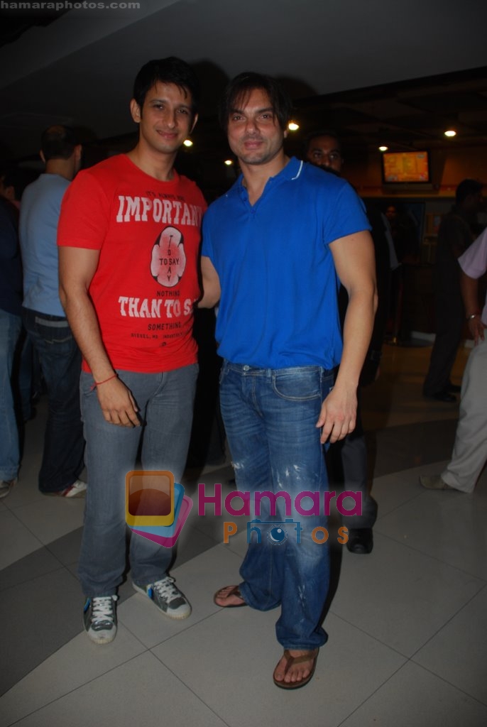 Sharman Joshi, Sohail Khan at Kisaan premiere in Fun Republic, Mumbai on 26th Aug 2009 