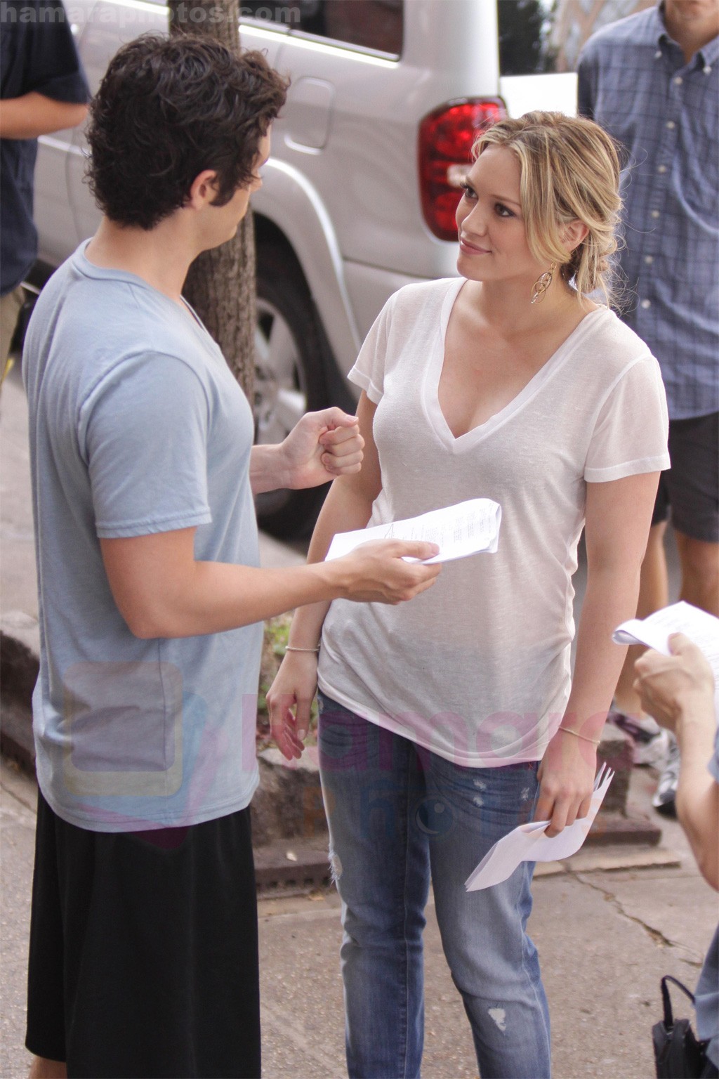 Hilary Duff and Penn Badgley On The Set Of GOSSIP GIRL in New York City on 26th August 2009 