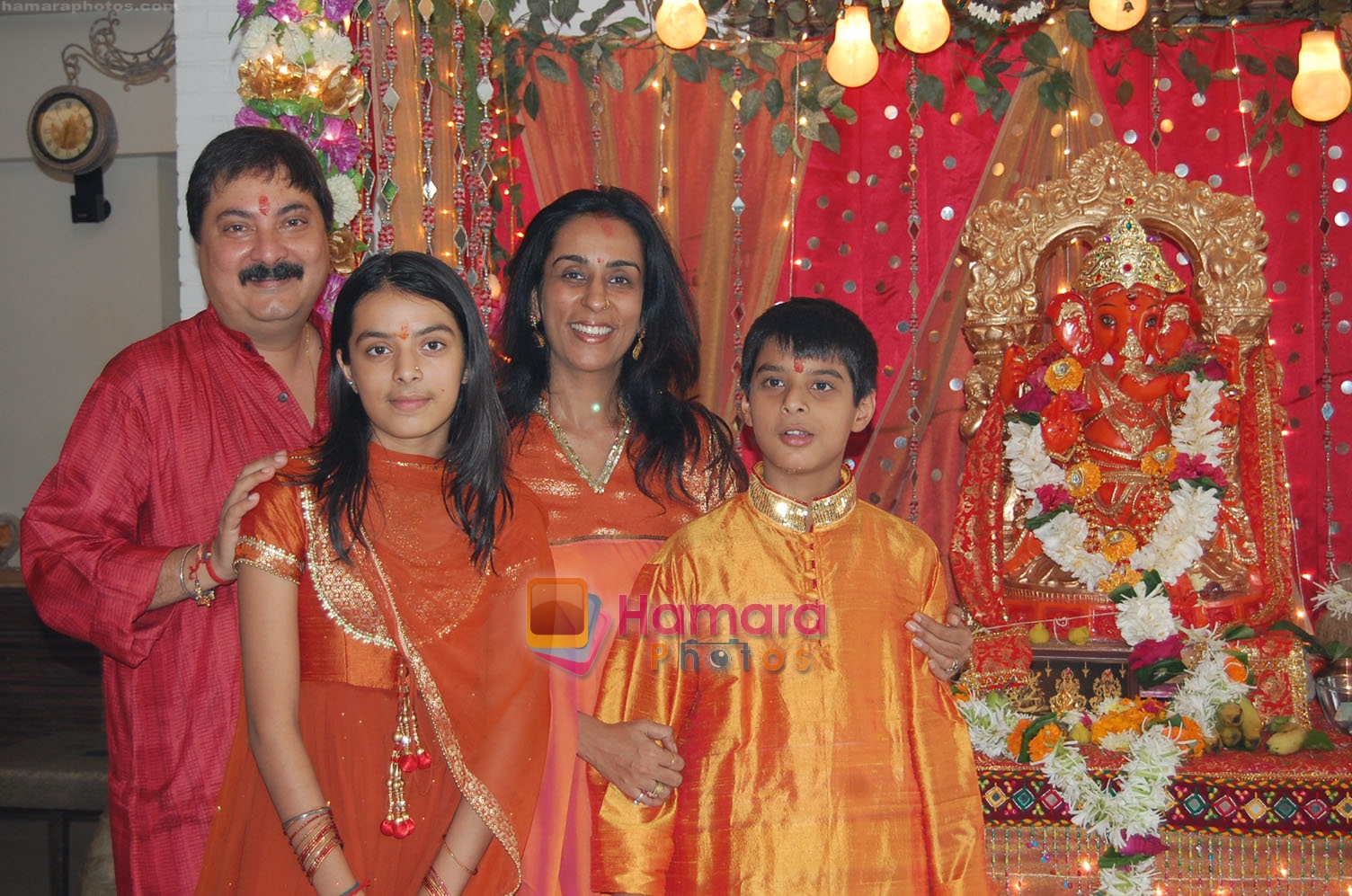 Tony and Deeya Singh with Gia and Jashan at the Tony Singh's Ganesh Pooja on 23rd Aug 2009