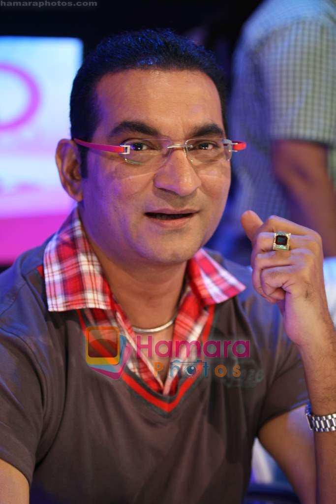 Abhijeet on the sets of Lil Champs in Famous on 31st Aug 2009 