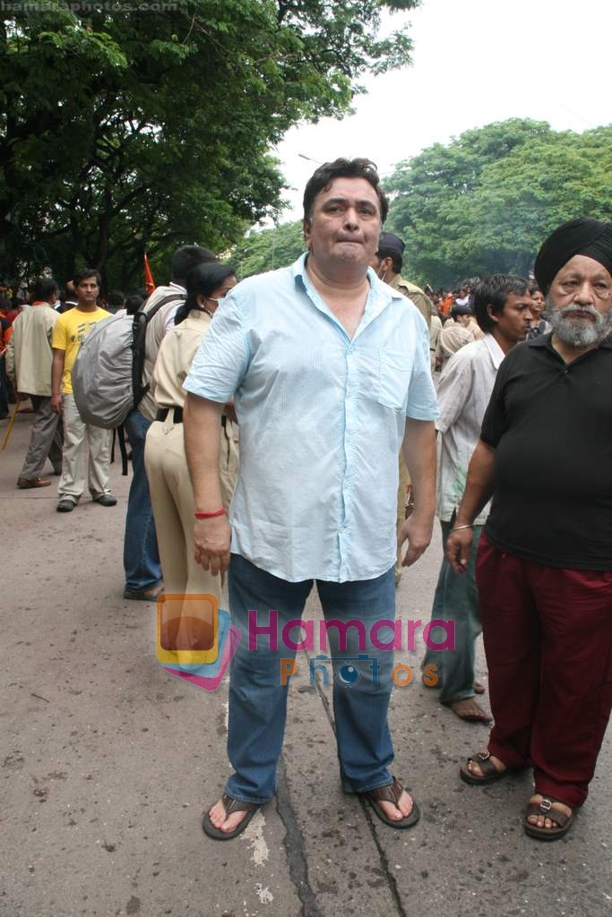 Rishi Kapoor at RK Ganpati Celebrations in RK Studios on 3rd Sep 2009 