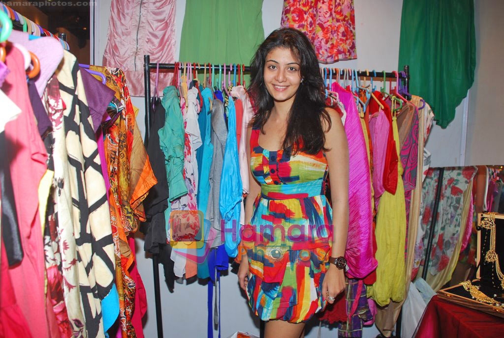 Neha Oberoi at Mystique wines launch in Kalaghoda on 7th Sep 2009 