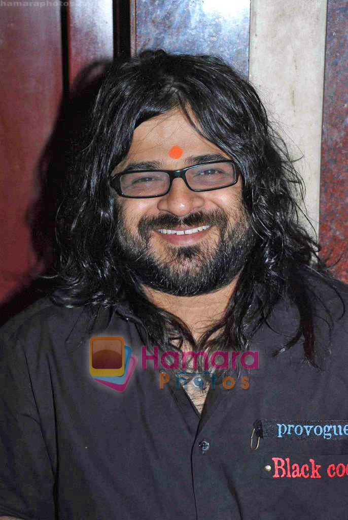 Pritam Chakraborty at the Audio Release of All The Best in Siddhivinayak Temple on 6th Sep 2009