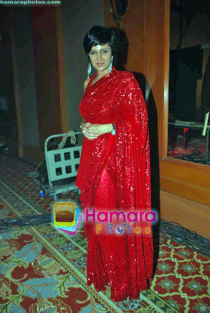 Mandira Bedi at Bharat N Dorris Awards in J W Marriott on 8th Sep 2009 