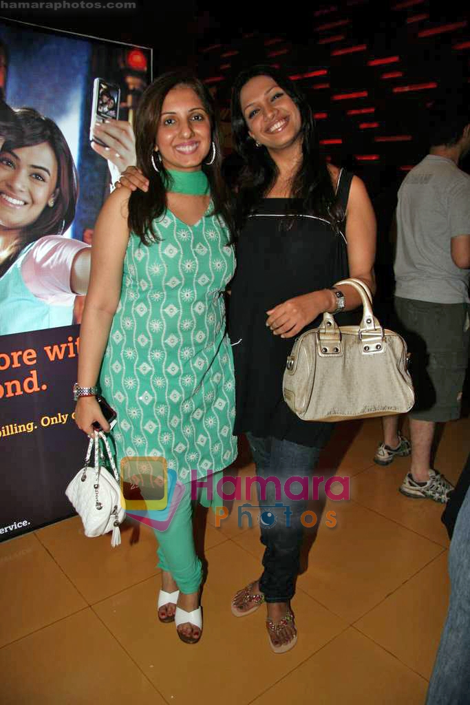 Munisha Khatwani, Mansi Verma at Ugly Truth premiere in Cinemax on 9th Sep 2009 