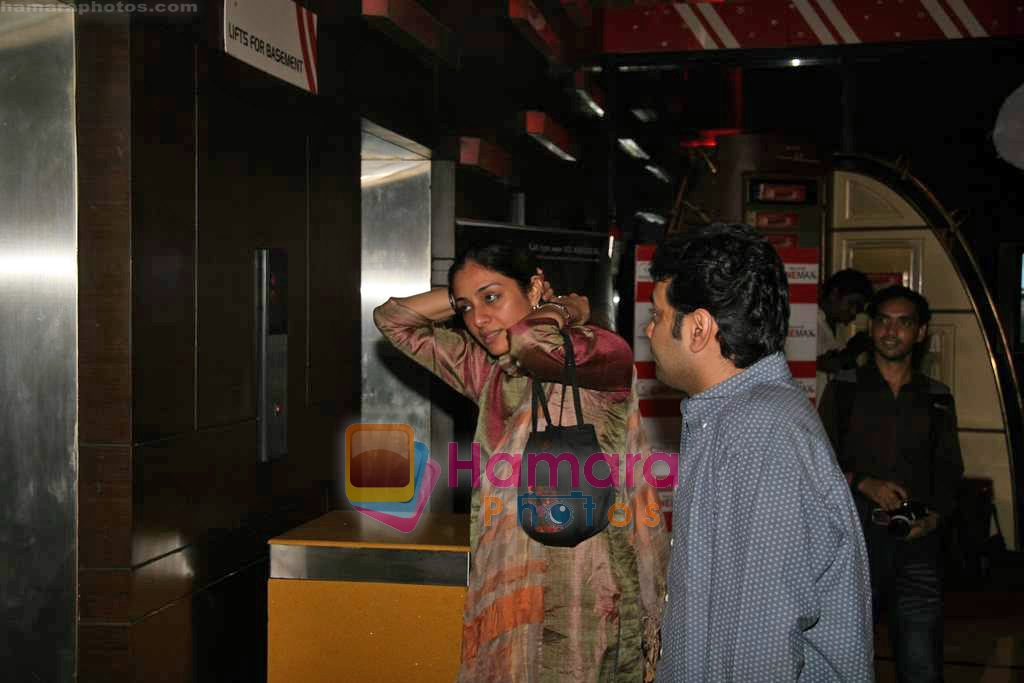 Tabu at Ugly Truth premiere in Cinemax on 9th Sep 2009 