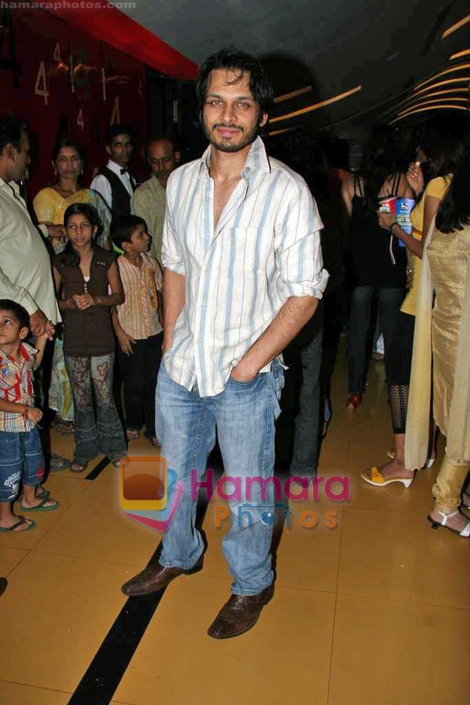 Akshay Kapoor at Baabarr film premiere in Cinemax on 10th Sep 2009 