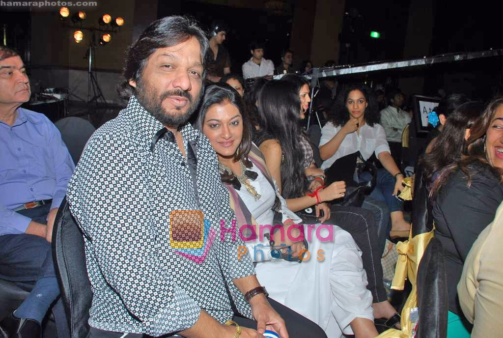 Sonali and Roopkumar Rathod at Raffles International fashion show in Intercontinental Sahar on 11th Sep 2009 